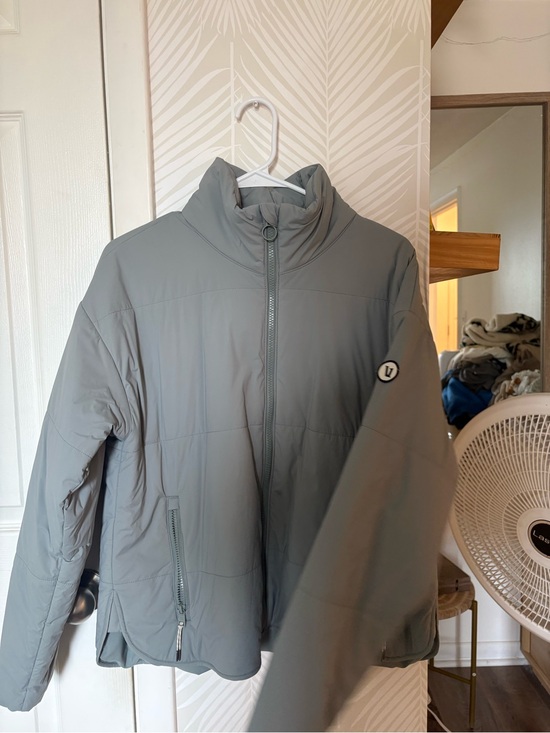 Vuori Tops - Vuori Sage Gray Puffer Jacket